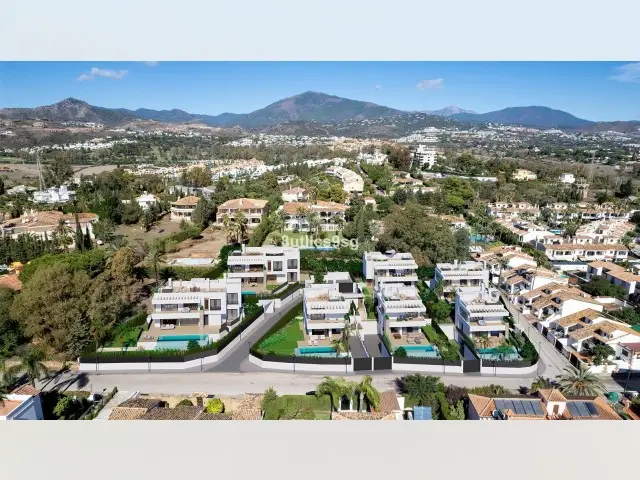 Villa de Lujo 3 Dormitorios Milla de Oro Estepona