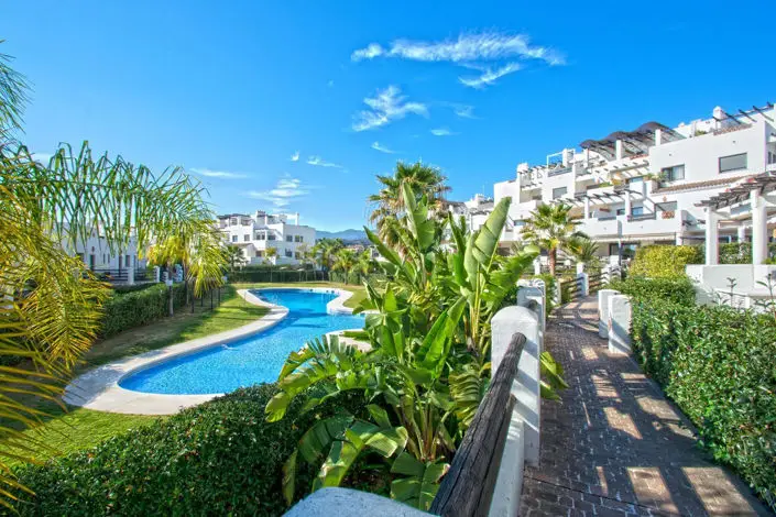 Atico Duplex de Lujo en Selwo Estepona con Vistas al Mar