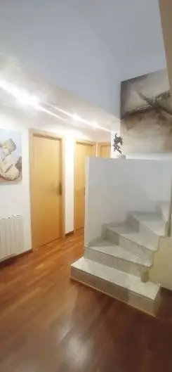 Casa Adosada en Horta 240m2 4 habitaciones 3 baños