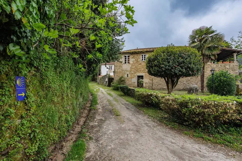 Finca Historica en Vedra Camino Santiago