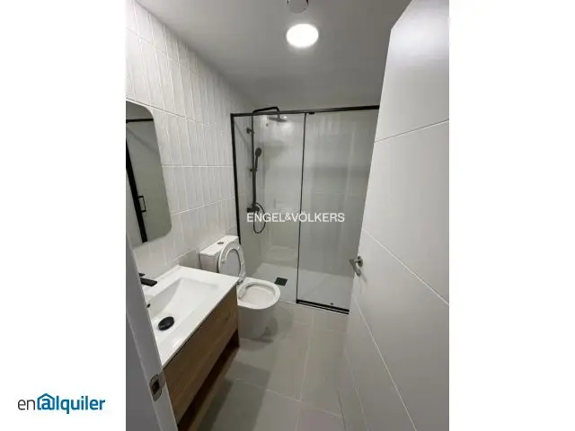 Alquiler Bajo Amueblado con Terraza en San Sebastian de los Reyes