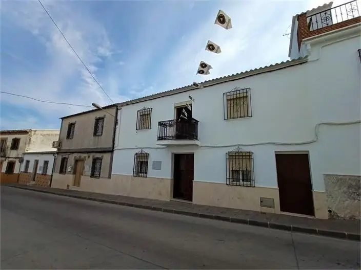 Casa de Pueblo en Llano del Espinar 5 Dormitorios 2 Baños