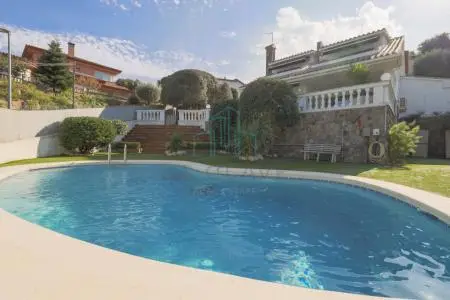 Casa Chalet en Venta en Cabrils Barcelona