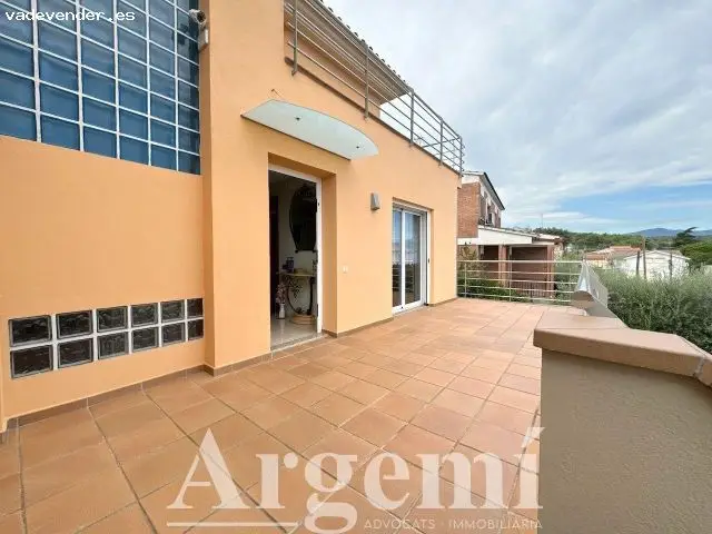 Casa Unifamiliar con Ascensor en Palau-solita i Plegamans