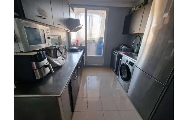 Alquiler piso compartido 3 habitaciones Bilbao Ametzola