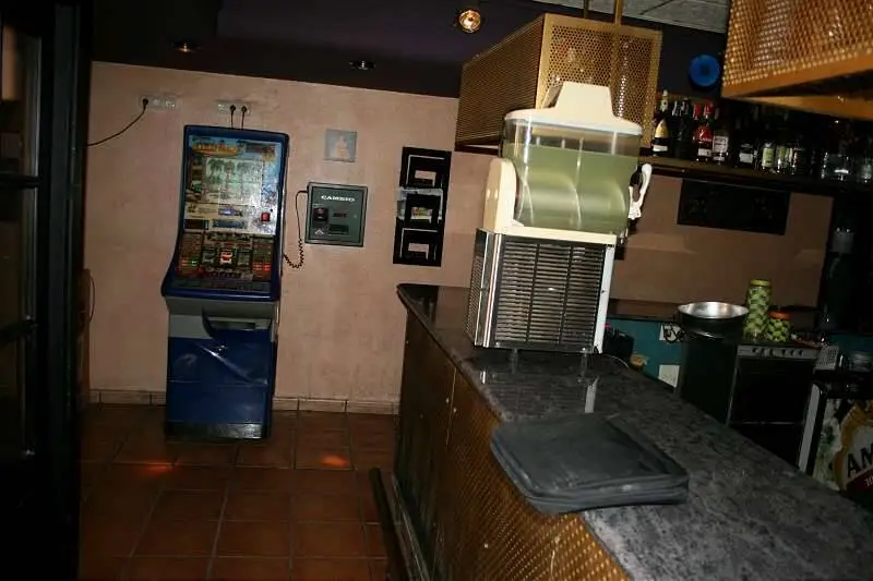 Venta Local Comercial 5 Dormitorios Pinoso Alicante