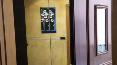 Chalet en Venta en Alagon con Garaje, Bodega y Terraza