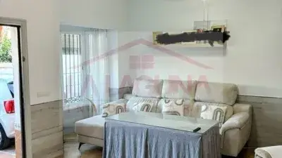 Dúplex en Venta La Laguna 4 Dormitorios 2 Baños Cerca Playa