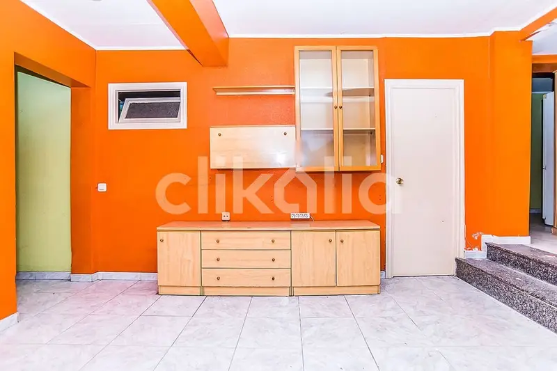 Casa en venta Tarrega 341m2 6 dormitorios 3 banos terraza parking