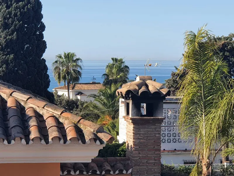 Villa Moderna Las Chapas Marbella Playa Piscina 4 Dormitorios