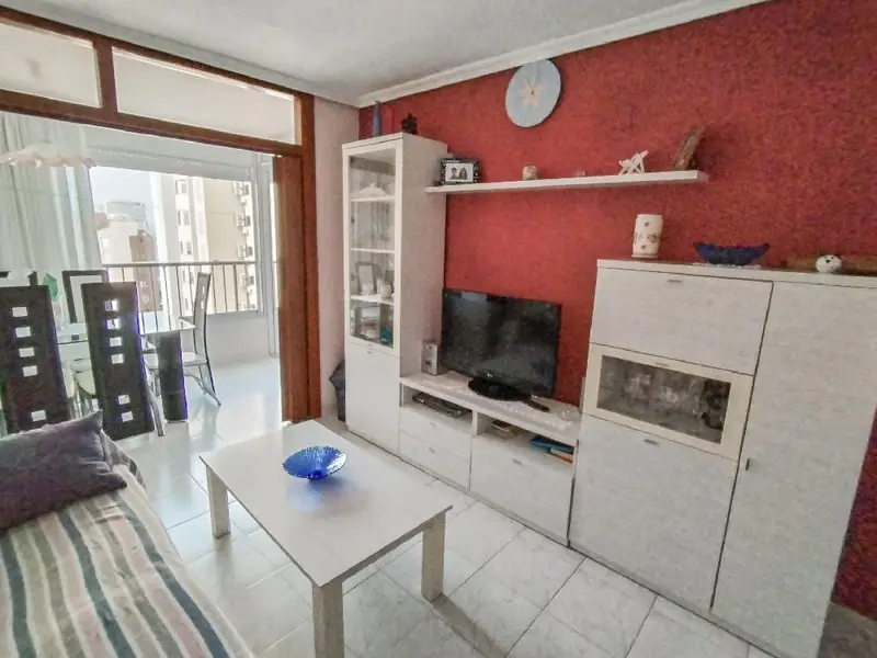 Apartamento en Pueblo Levante Benidorm con Vistas al Mar