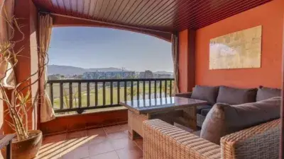 Piso en Venta Playa Granada con Piscina y Golf