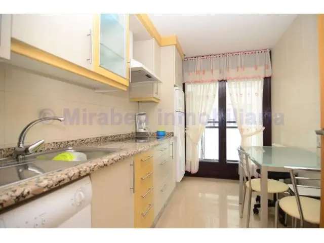 Alquiler Apartamento Boiro Centro 62m2 Garaje Trastero
