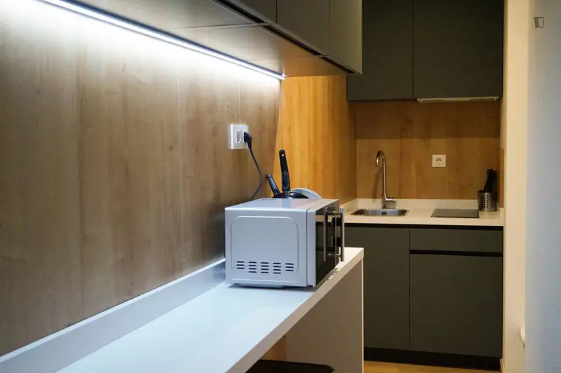 Habitación doble, con balcón, en una residencia