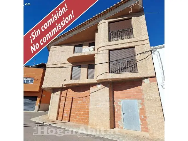 Edificio 700m2 Cuatro Plantas Garaje 180m2 Benlloch