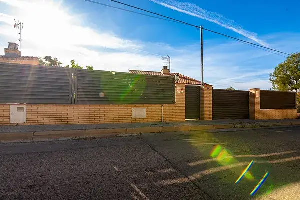 Casa con dos viviendas independientes en Rubí