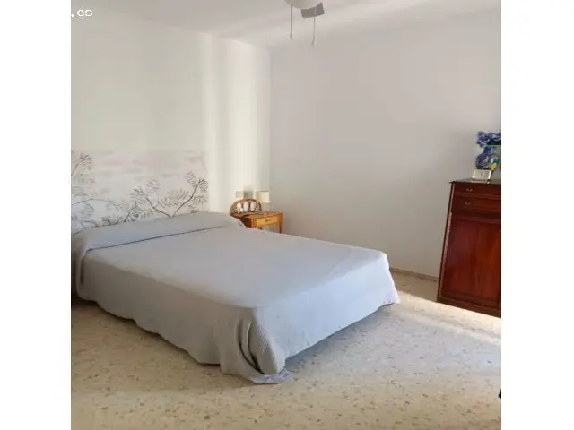 Alquiler Temporada Escolar Centro Ciudad: 4 Dormitorios, 2 Baños, Terraza