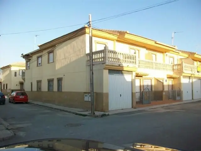 Casa 127m2 3 habitaciones 2 baños Iznalloz