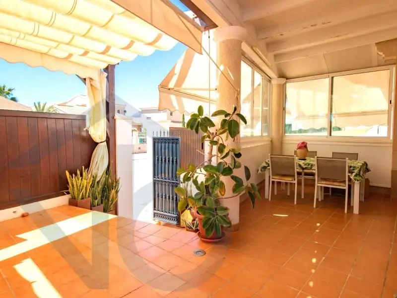 Chalet en Venta San Juan de los Terreros Lujo Piscina 4 Dormitorios