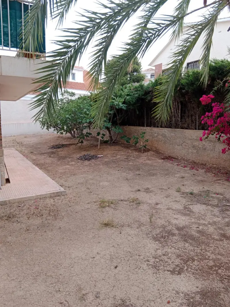 Chalet en Cabo Roig Orihuela Costa 5 dormitorios 2 baños cerca de la playa