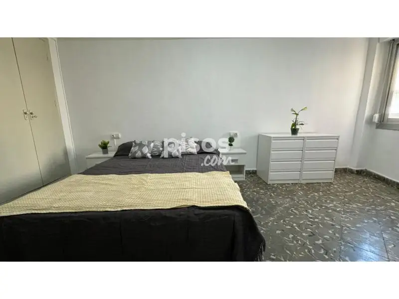 Habitaci3n en Alquiler en Castell3n Norte 12m2 Amueblada