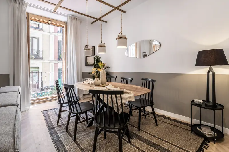 Casa-Villa de 4 Dormitorios alquiler A-Coruna, España