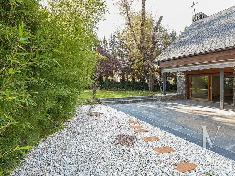 venta Chalet en Fuentelarreina, Madrid (201)- Globaliza