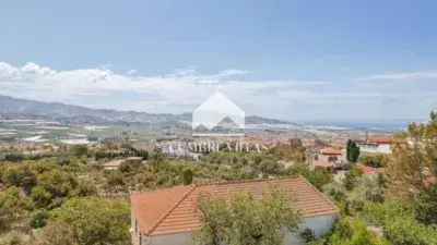 Casa Rustica en Venta Cerca de Motril con Piscina y Vistas Panorámicas