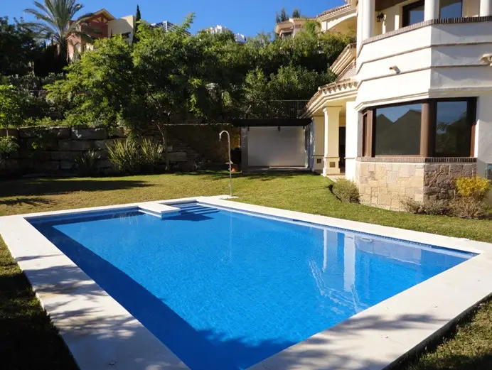 Villa de Lujo 5 Dormitorios Los Arqueros Golf Marbella
