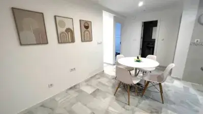 Piso en Alquiler Armilla Recien Reformado 2 Dormitorios Piscina Garaje