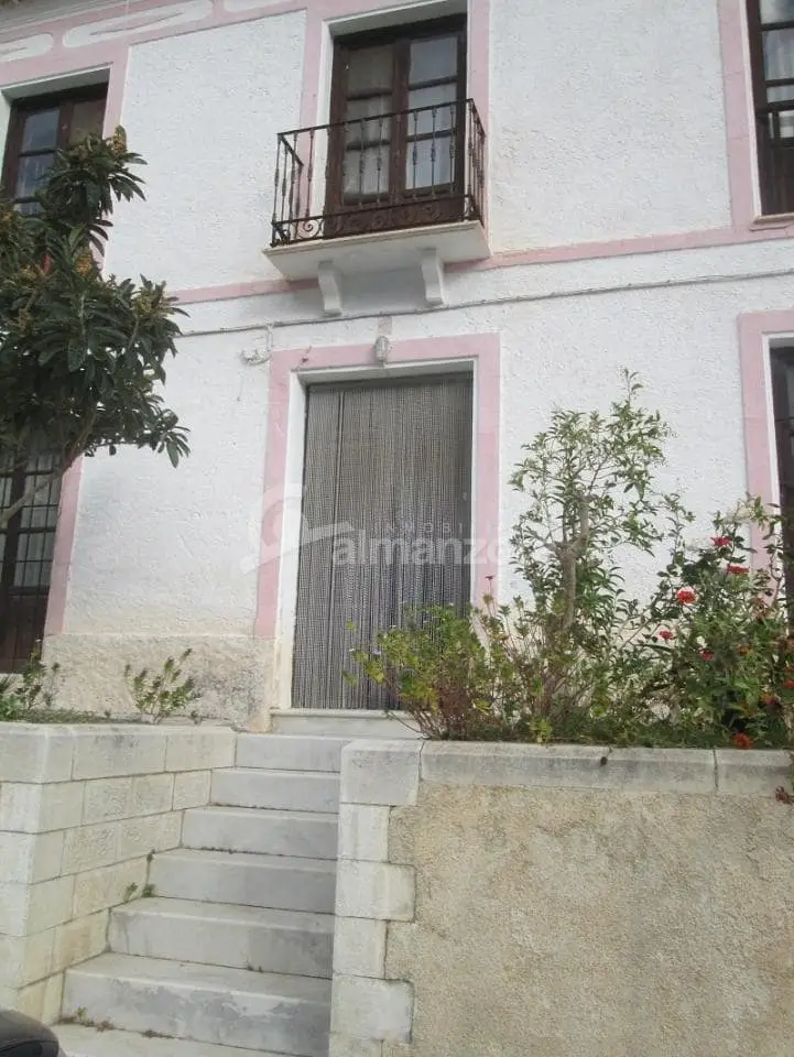 Casa Adosada en Venta Cobdar Almeria