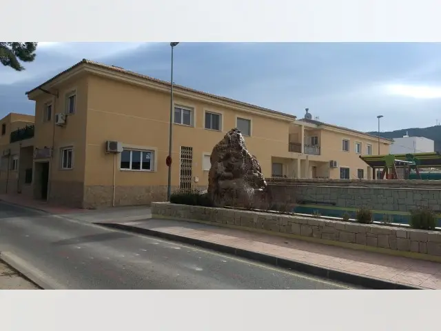 Casa en Planta Baja en Pinoso 3 Dormitorios 2 Baños