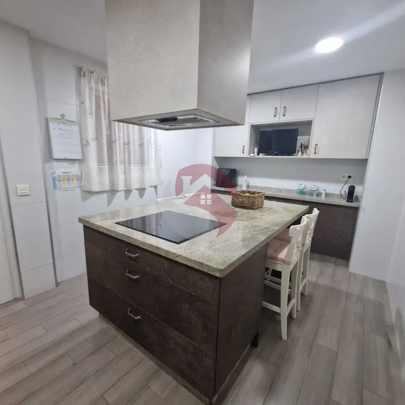 Venta Piso 3 Dormitorios Teatinos Malaga