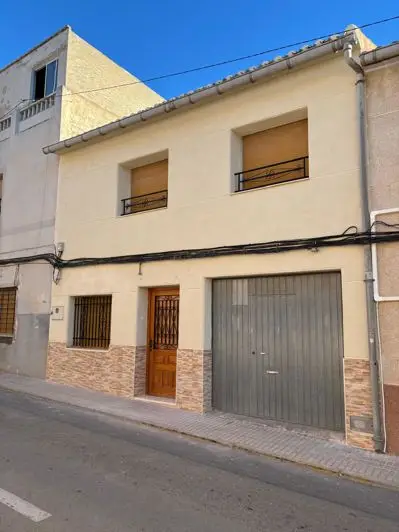 4 Bed Townhouse for sale