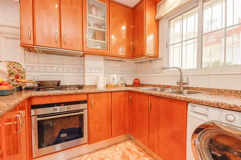Chalet en Alquiler Villamartin Orihuela Costa 3 Dormitorios 2 Baños
