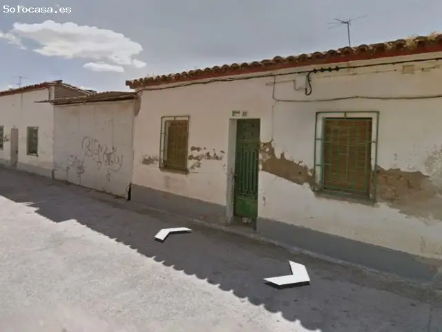 Casa Con Terreno En Huesca