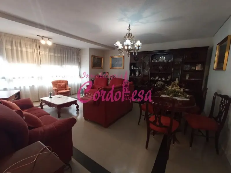 Venta Piso con calefacción en Centro Zoco Córdoba
