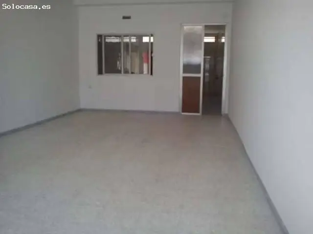 Local Comercial en Alquiler Montijo