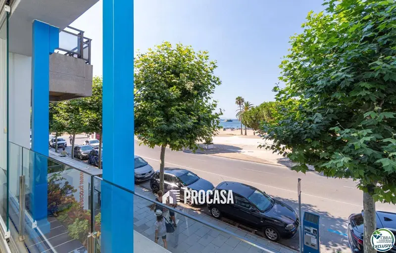 Apartamento en primera linea de mar Roses Girona