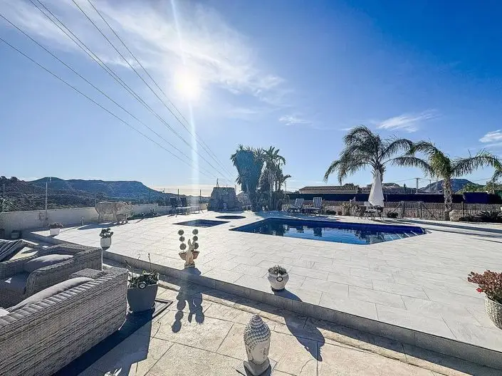 Villa de Lujo 5 Dormitorios Jijona Piscina Privada