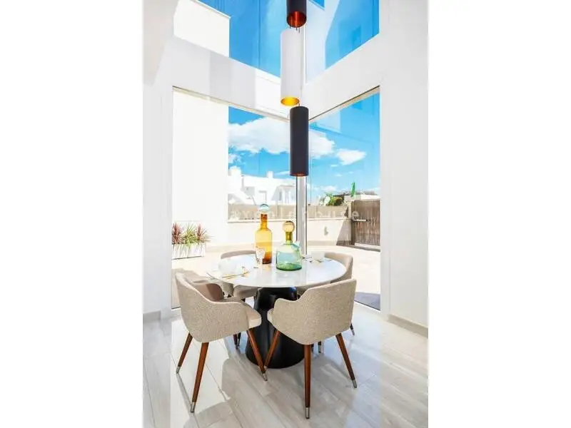 Villa de Lujo en La Manga del Mar Menor con Piscina Privada