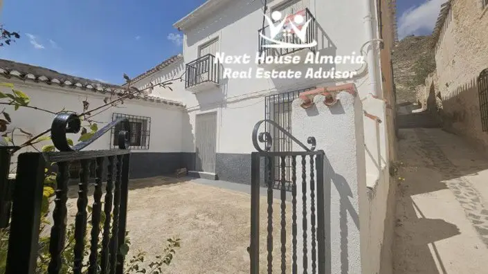 Casa Adosada 5 Dormitorios Vistas Oria Almeria