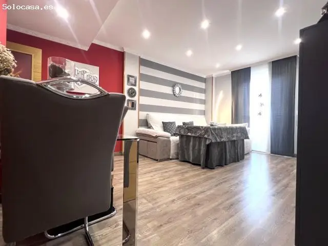 Piso en venta en Plaza de las Albercas