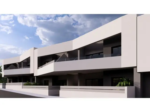 Bungalows en San Miguel de Salinas con 2 Piscinas