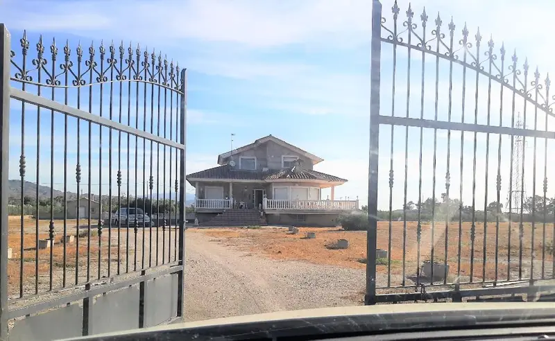 Venta Chalet con Jardin en Torrecilla Lorca