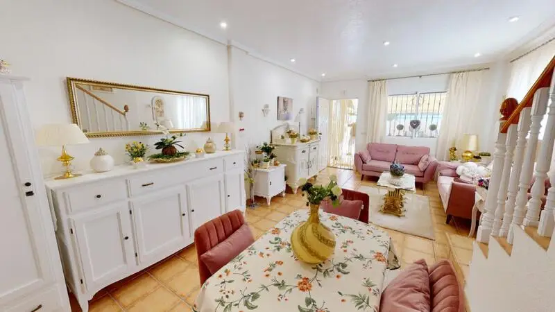 Villa de Lujo en Torre de la Horadada con Piscina Privada