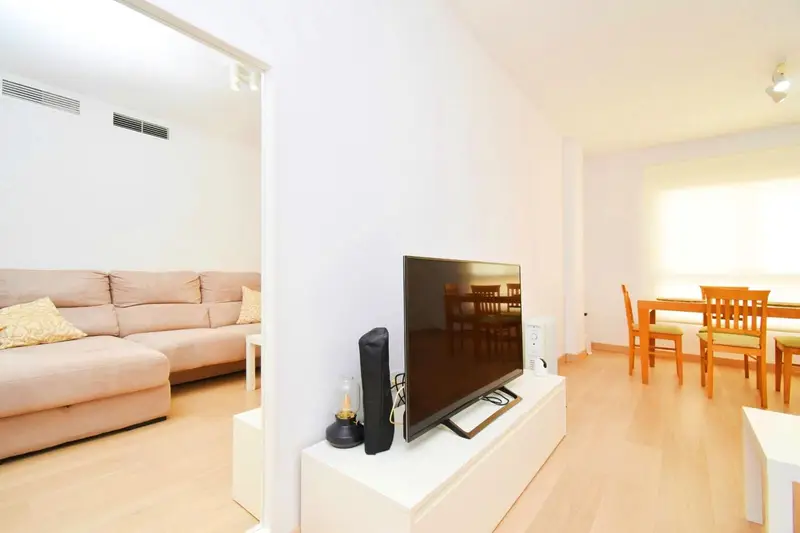 Piso en venta en El Ejido 3 habitaciones reformado centro ciudad