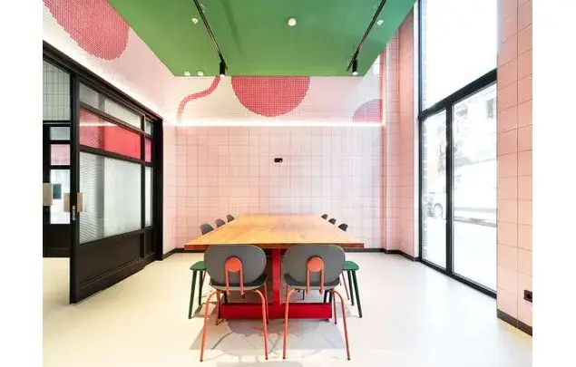 Estudio 26m² Barcelona Cocina Equipada Balcón Secadora Piscina