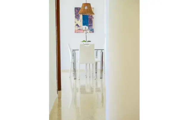 Apartamento 3 Dormitorios Trayamar Vistas al Mar Familia Playa Piscina