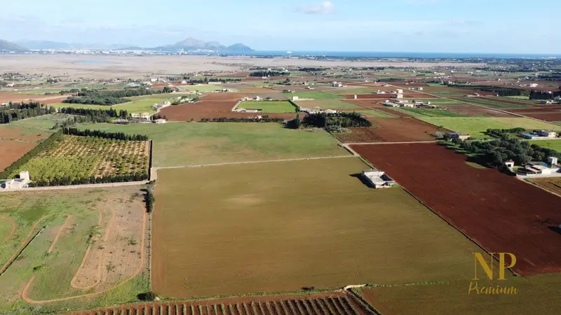 Finca en venta cerca Playas de Muro Mallorca 190m2